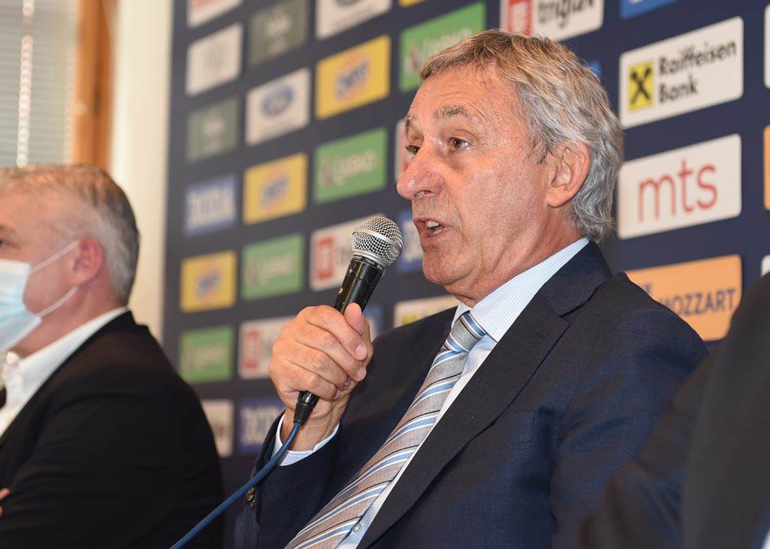 Svetislav Pešić, konferencija za štampu (8)