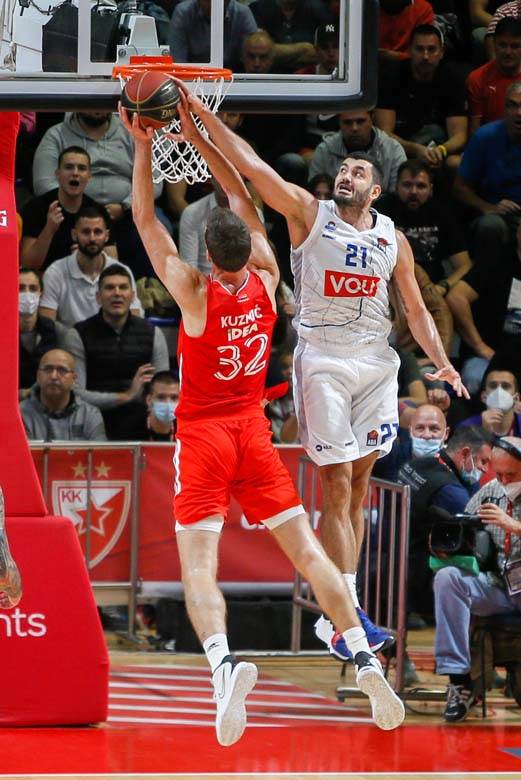 Luka Mitrović heroj pobede na Zvezda Budućnost