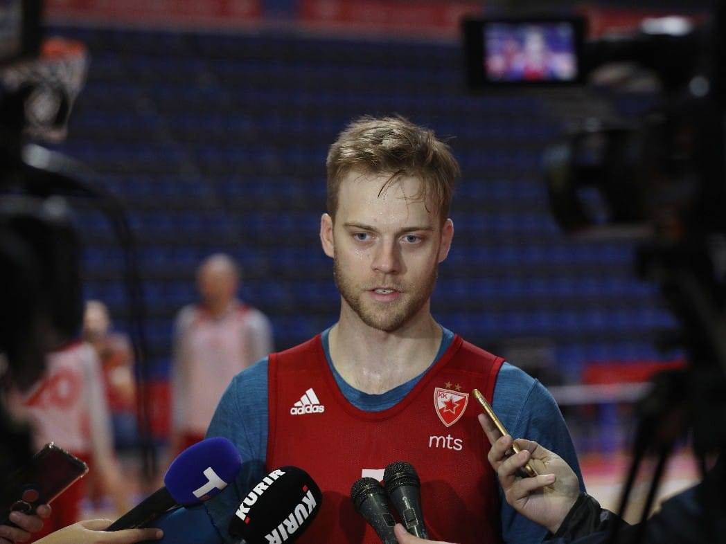 Košarkaši Crvena Zvezda  (6)