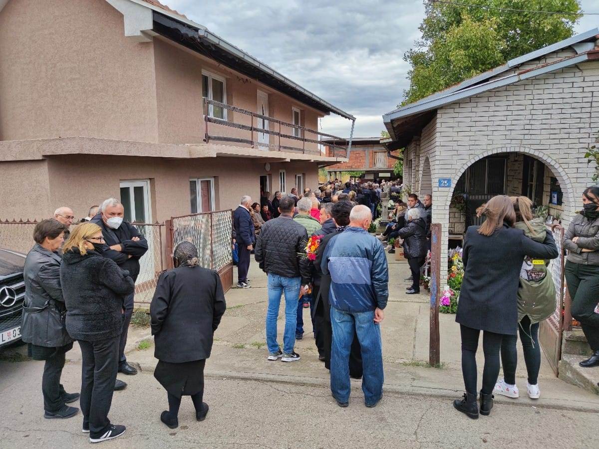 Porodica Đokić Sahrana (2)