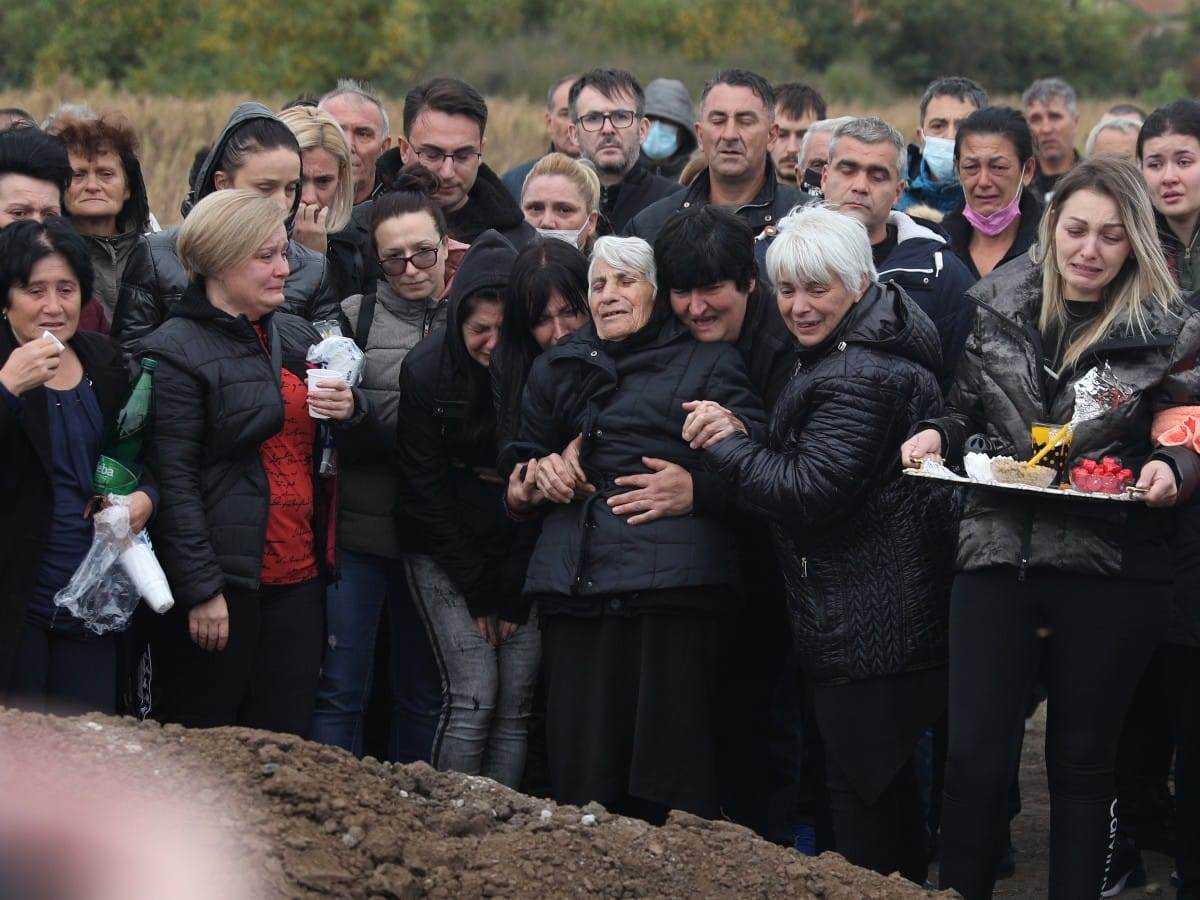 Sahrana porodice Đokić (2)