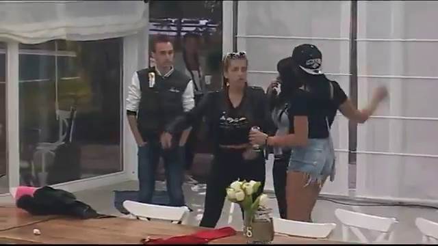 Svadja, tuča, zadruga (11)