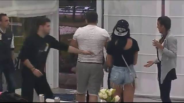 Svadja, tuča, zadruga (14)