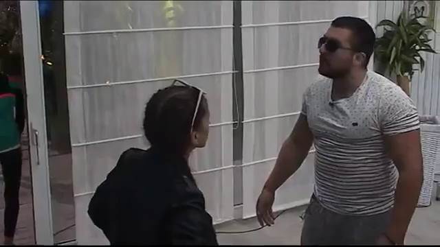 Svadja, tuča, zadruga (19)