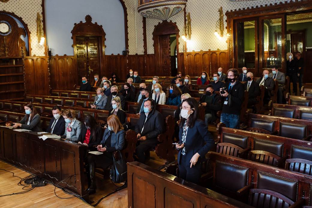 Gradonačelnik Subotice Stevan Bakić sastao se danas sa ambasadorom Italije u Srbiji Karlom Lo Kašom