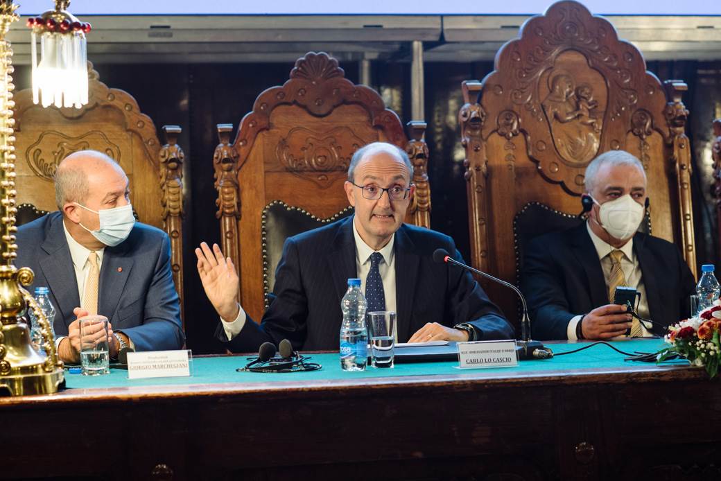 Gradonačelnik Subotice Stevan Bakić sastao se danas sa ambasadorom Italije u Srbiji Karlom Lo Kašom