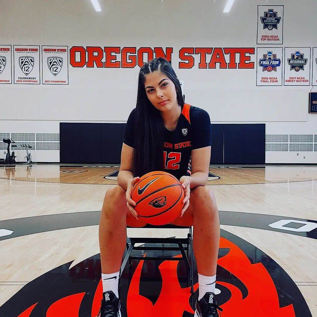 Jelena Mitrović (5)