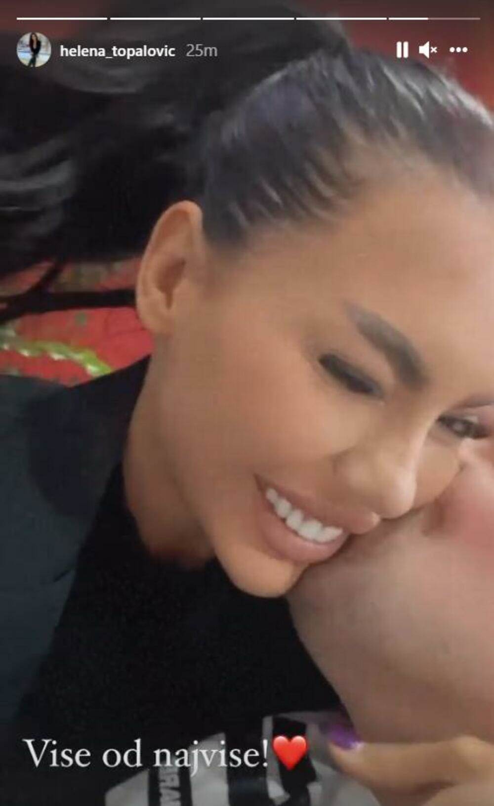 Helena Topalović u bikiniju