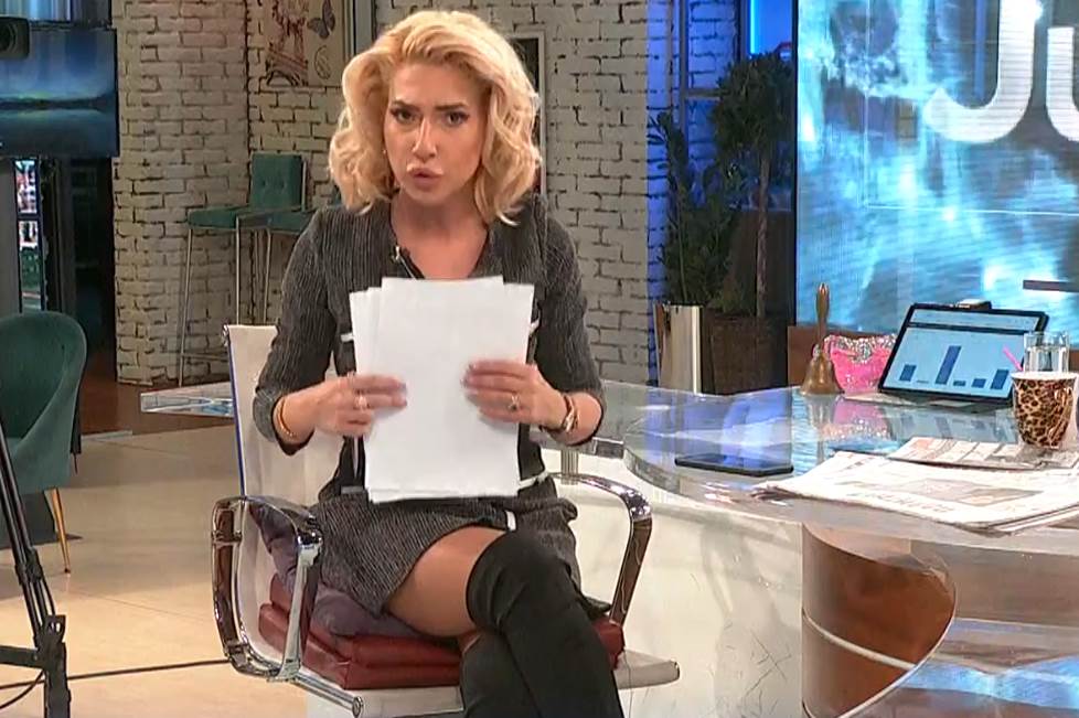 jovana u minicu u jutarnjem programu5