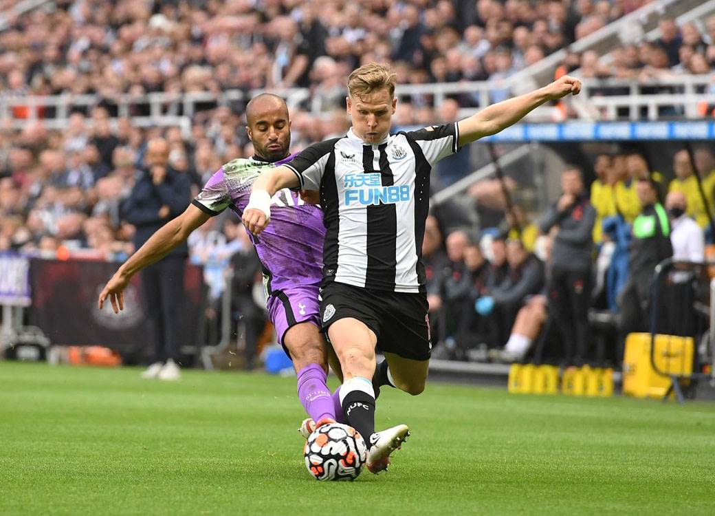 njukasl totenhem (5)