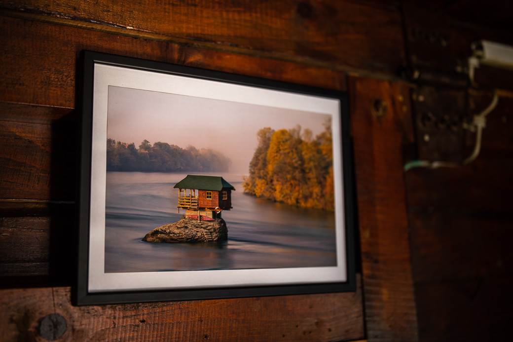 Kako kućica na Drini izgleda unutra i ko je vlasnik