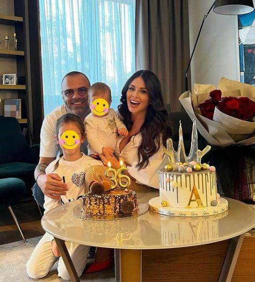 Ana Sević slavi 36. rođendan s mužem i ćerkama
