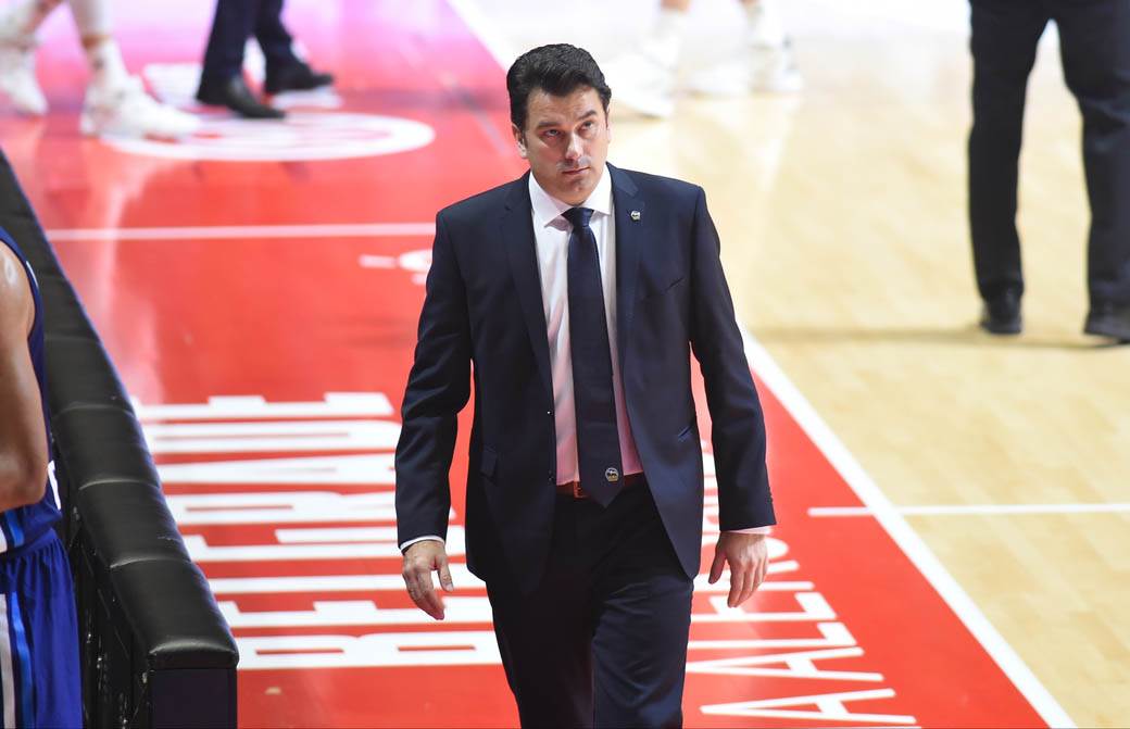 crvena zvezda alba 1.jpeg