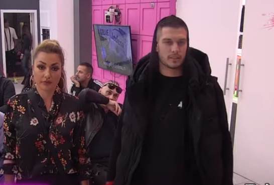 Screenshot 2021-10-24 082521