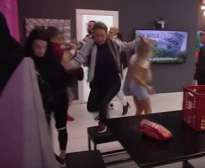 Milica i Mensur tuku Beloga VIDEO