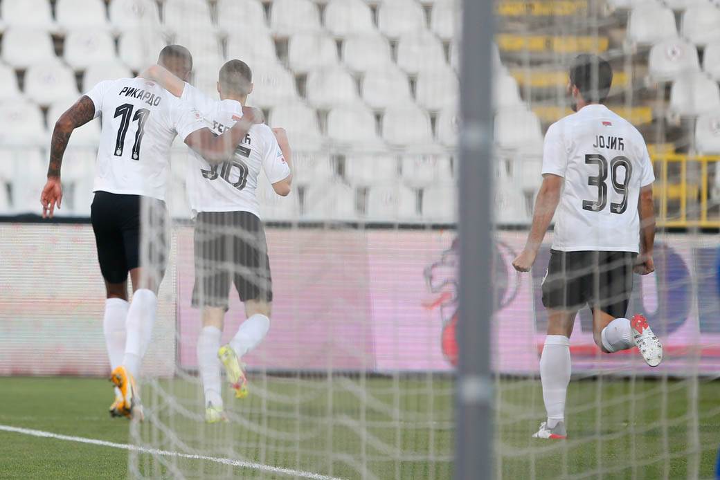 Partizan pobedio Metalac izjave Stanojevića i Lazetića