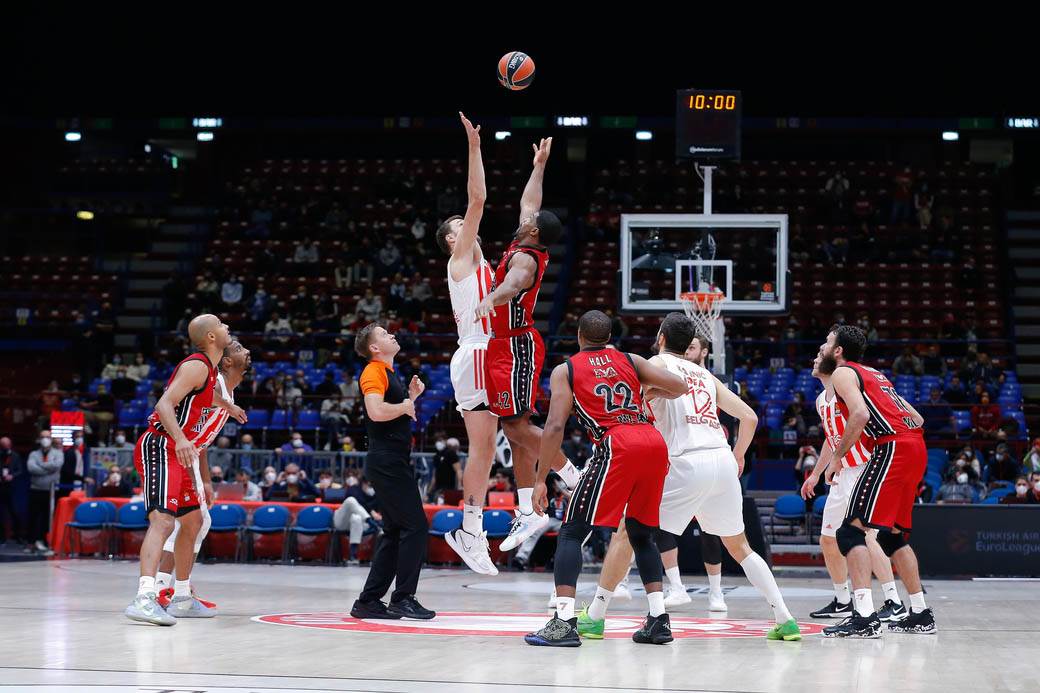 crvena zvezda armani 1