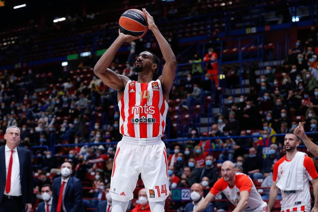 crvena zvezda armani 6