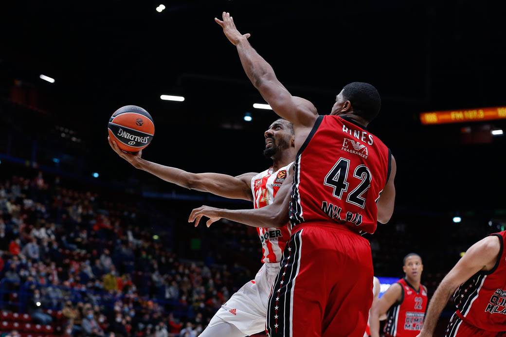 crvena zvezda armani 11