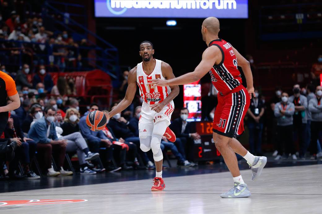 crvena zvezda armani 17