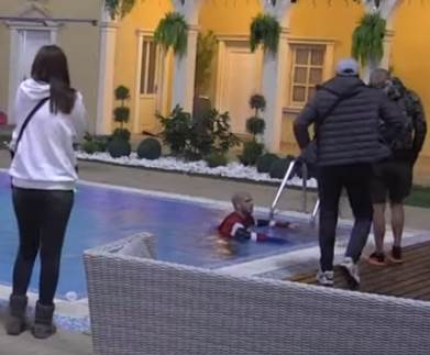 Screenshot 2021-10-28 223045