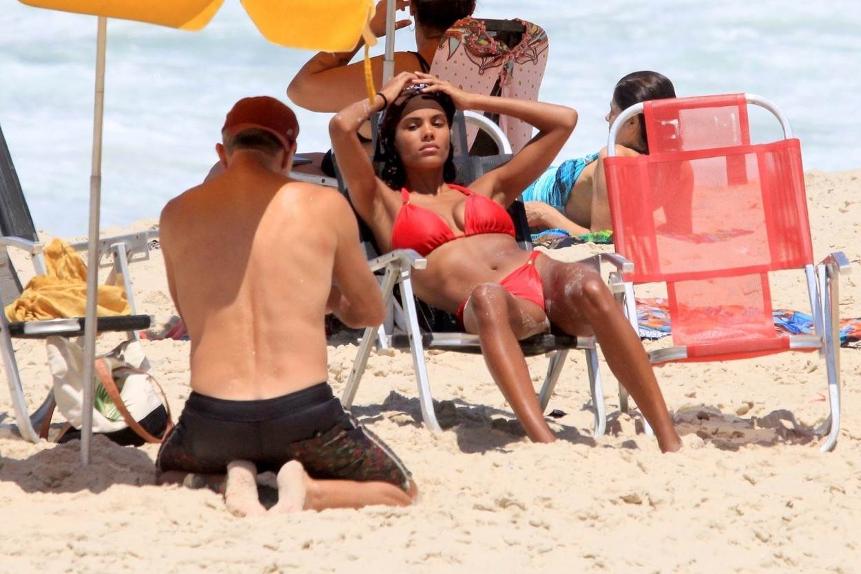 Vinsent-Kasel-Tina-Kunaki