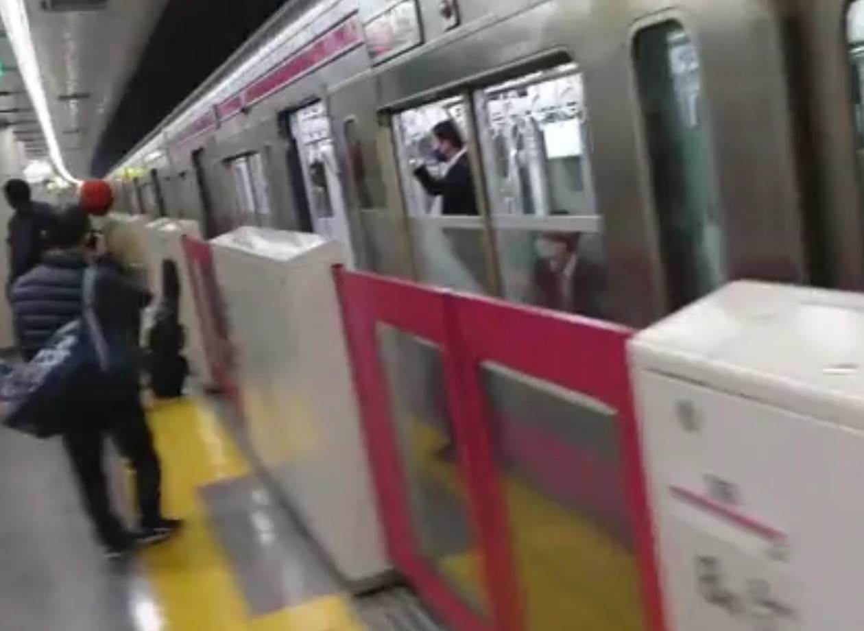 Tokijo nered u metrou 3