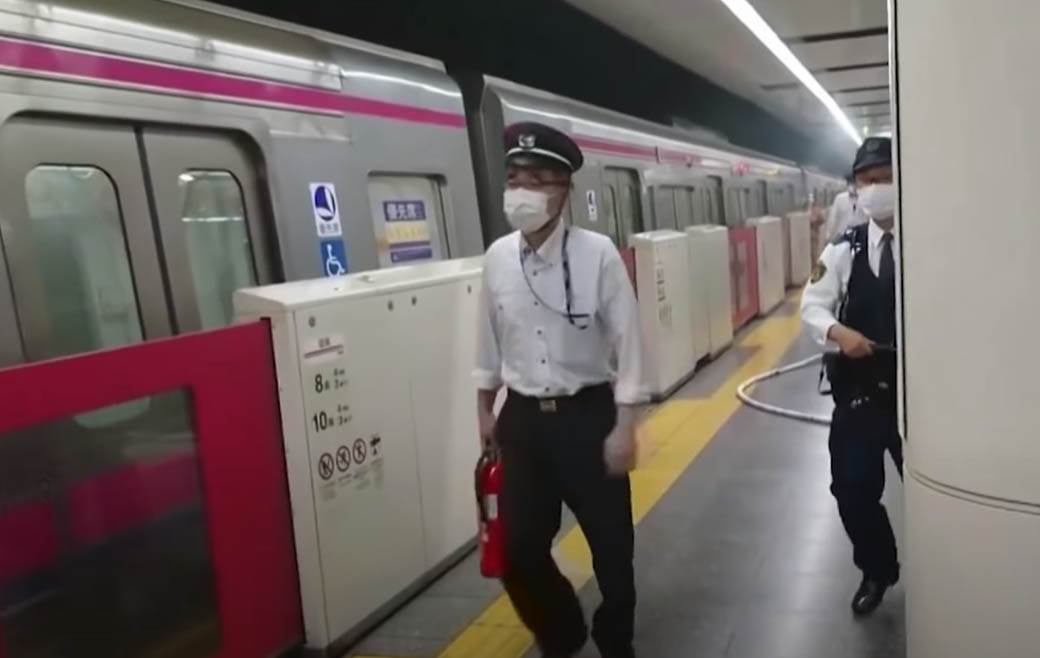 tokio neredi u metrou 5