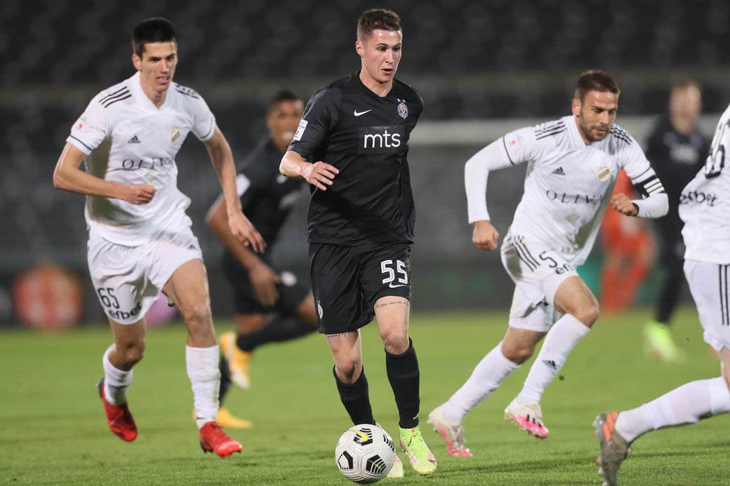 partizan čukarički 4