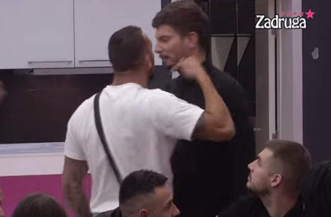 Screenshot 2021-11-01 181726.jpg