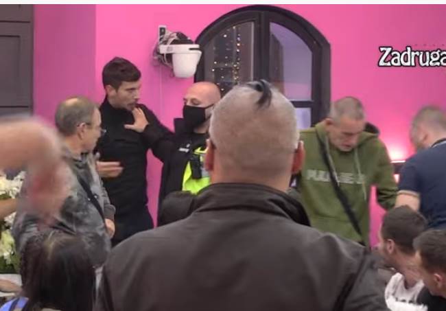 Screenshot 2021-11-01 182519.jpg