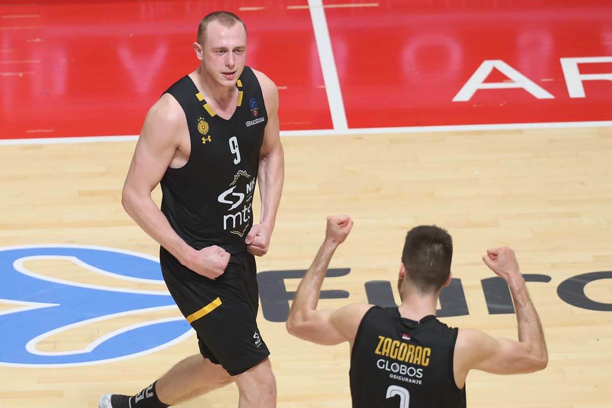 Partizan, Huventud, Košarka  (2).jpg