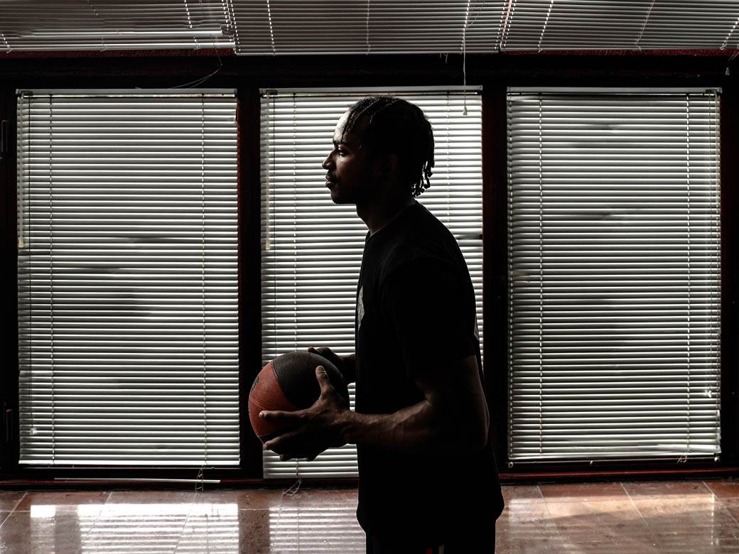 Džons ide Nevels ostaje u FMPu