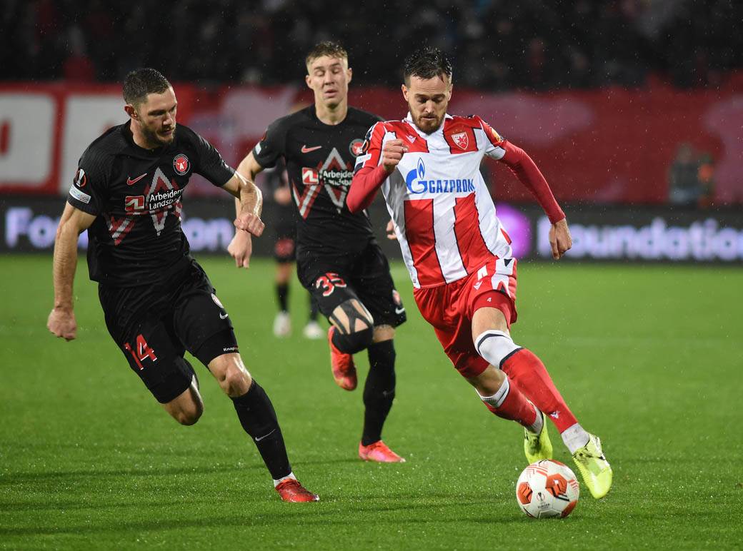 Crvena zvezda - Mitjiland 4.jpg