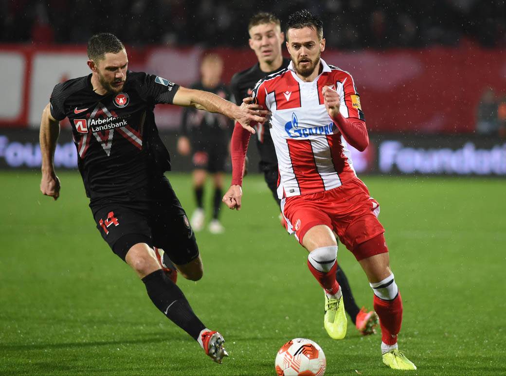 Crvena zvezda - Mitjiland 5.jpg