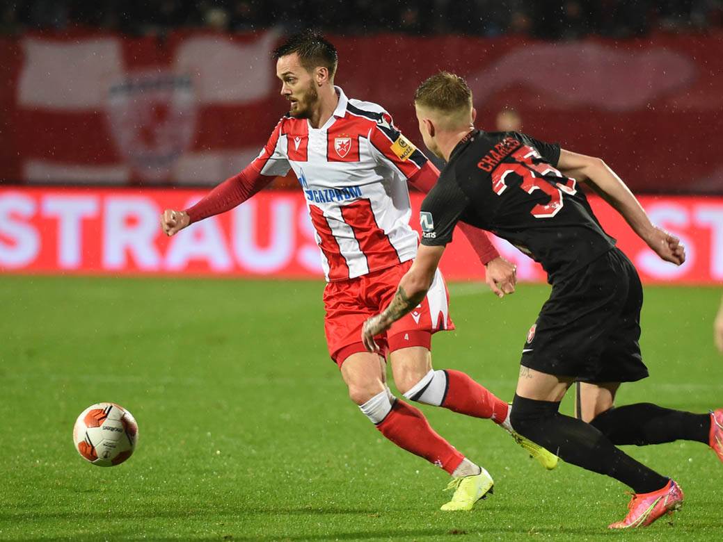 Crvena zvezda - Mitjiland 7.jpg