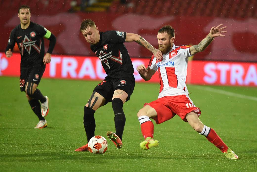 Crvena zvezda - Mitjiland 10.jpg