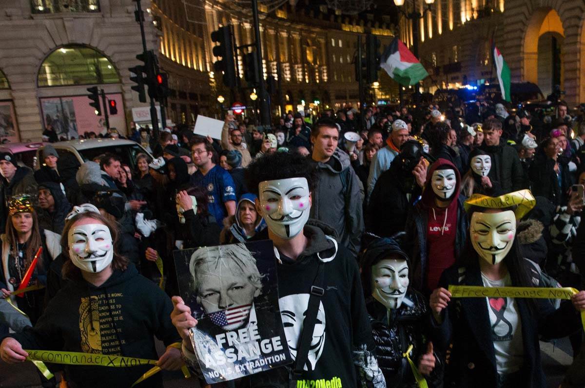 Million masks march (3).jpg