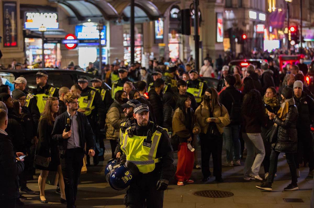 Million masks march (6).jpg