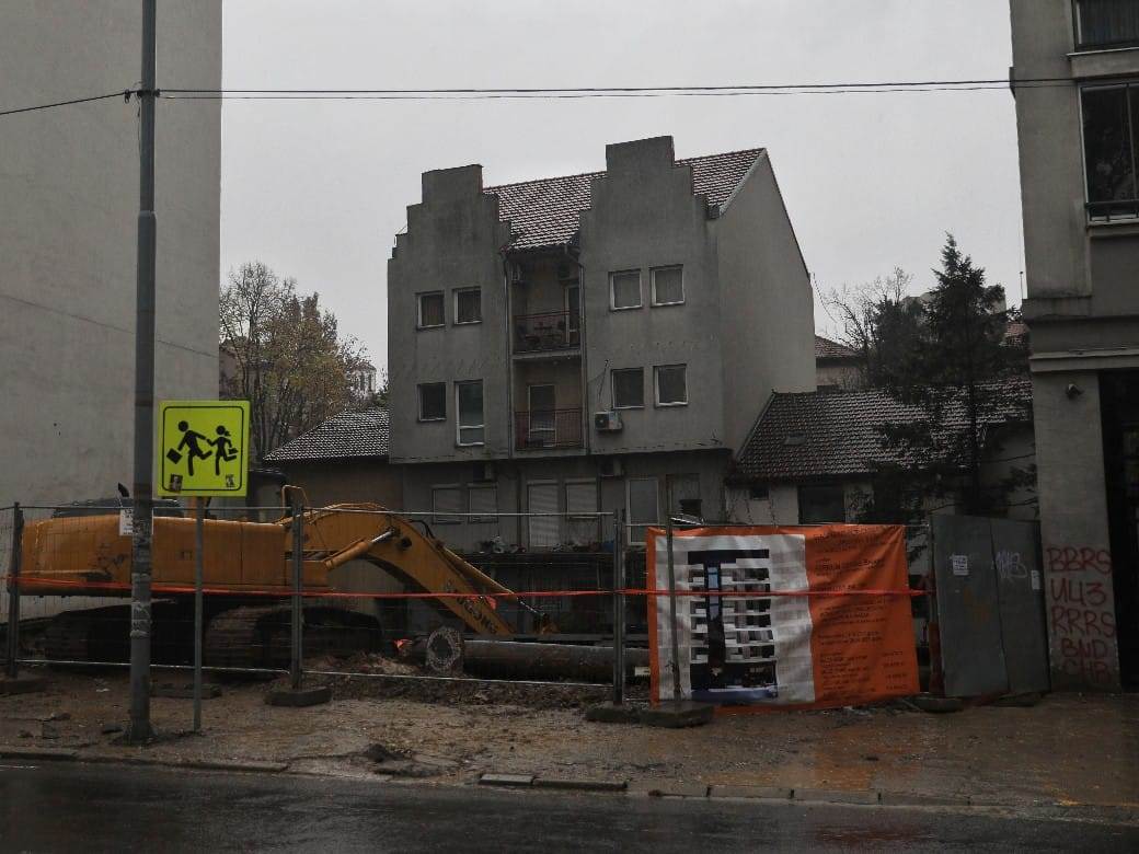 Urušeno gradilište na Južnom Bulevaru (13).jpeg