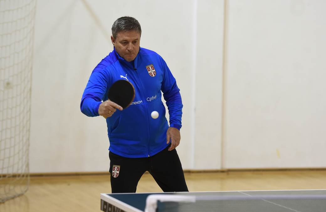 Fudbaleri srbije trening (7).jpg