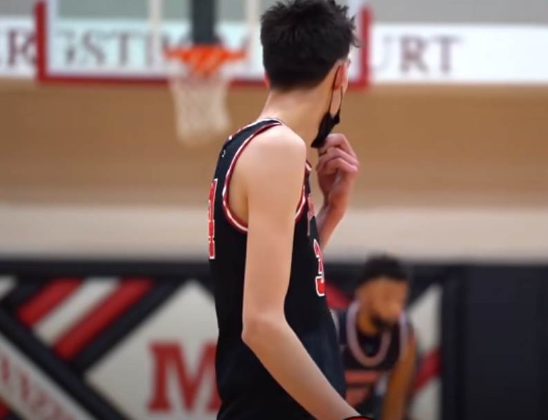 Chet Holmgren (4).png