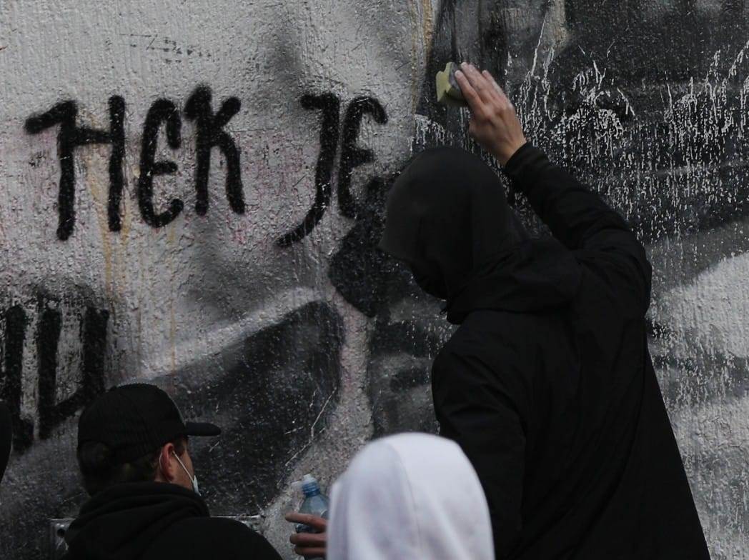 Đorđo Žujović o čišćenju murala