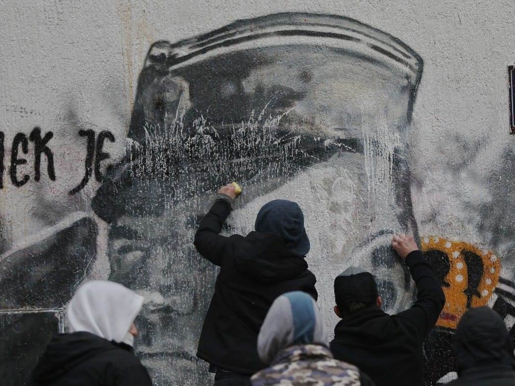 Mural Ratka Mladića čiščenje (6).jpeg