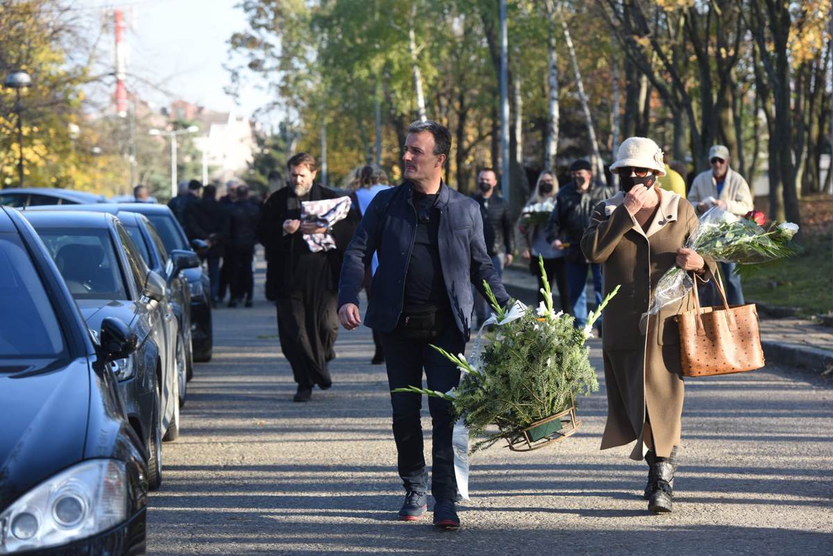 Sahrana Marinka Rokvića (1).jpg