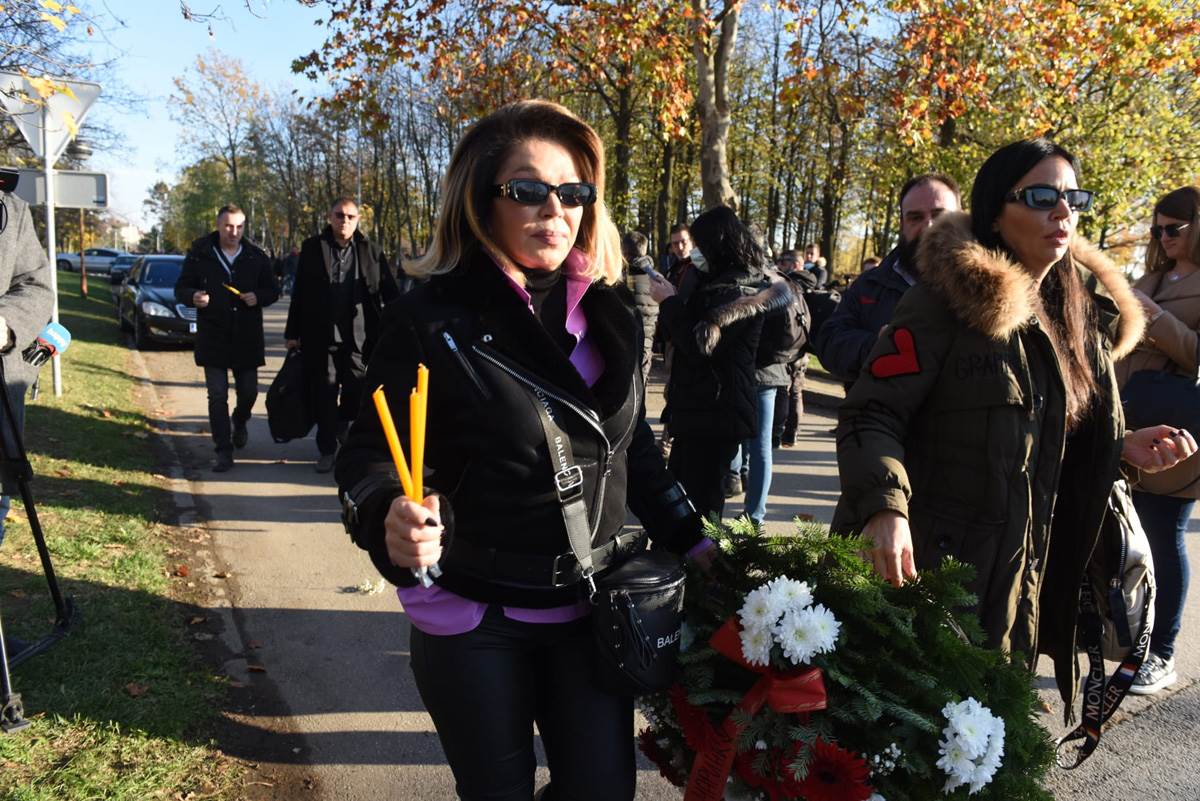 Sahrana Marinka Rokvića (9).jpg