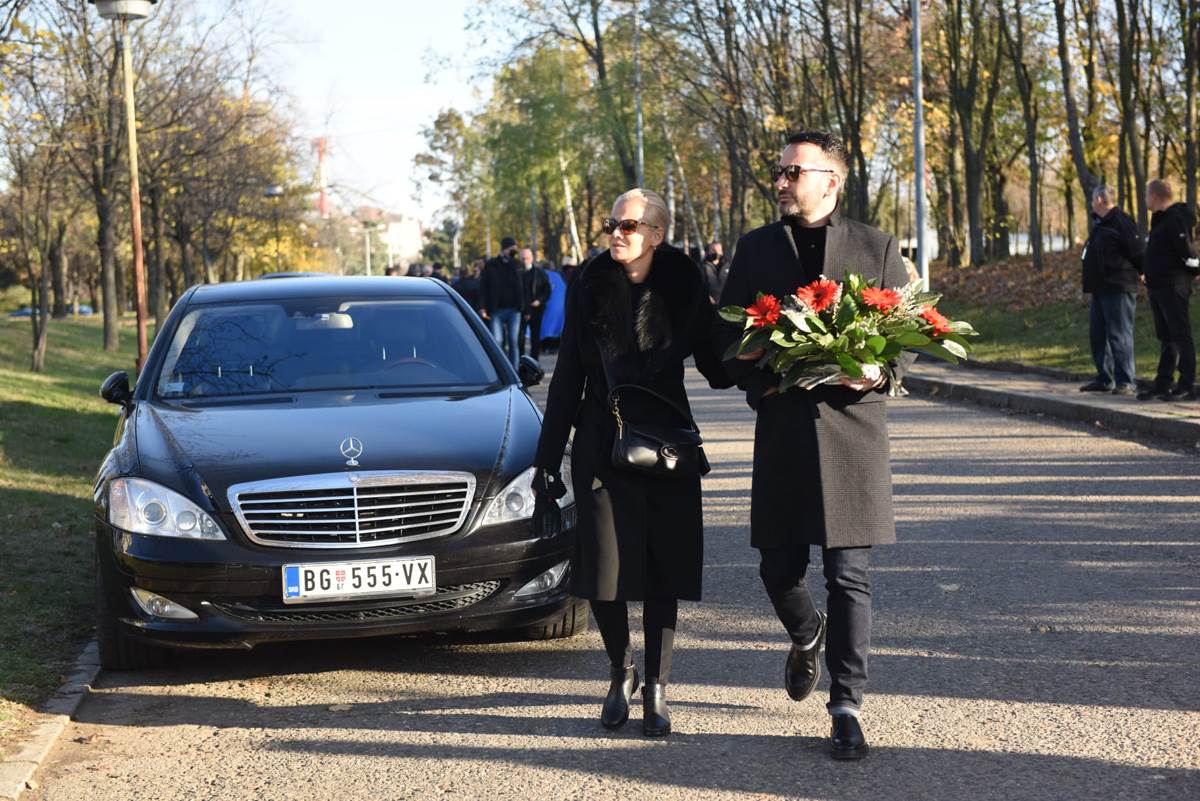 Sahrana Marinka Rokvića (11).jpg