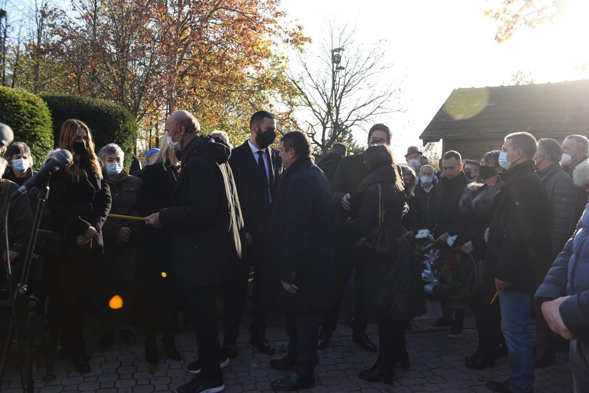 Sahrana Marinka Rokvića (8).jpg