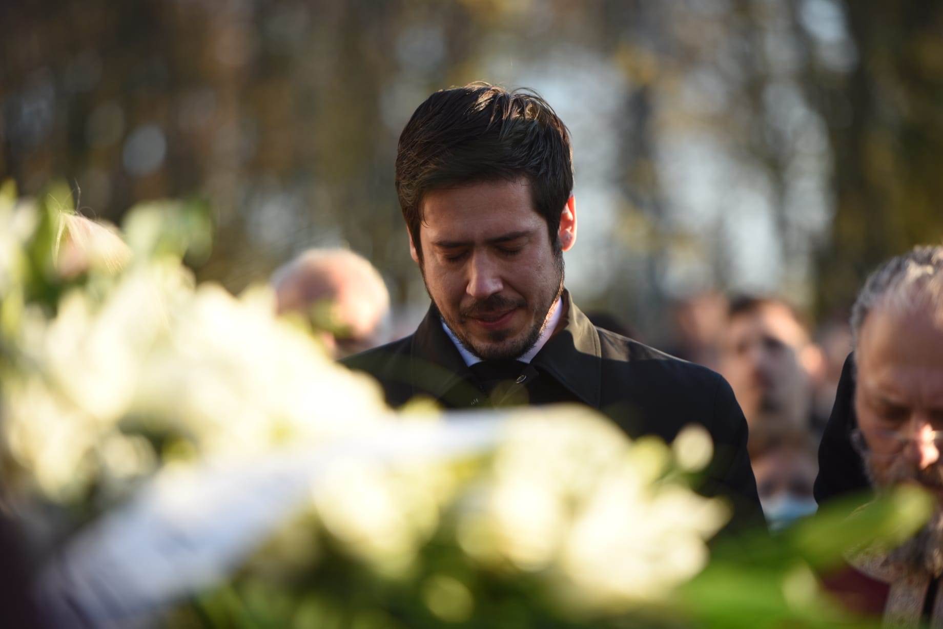 Nikola Rokvić na očevoj sahrani  (5).jpeg