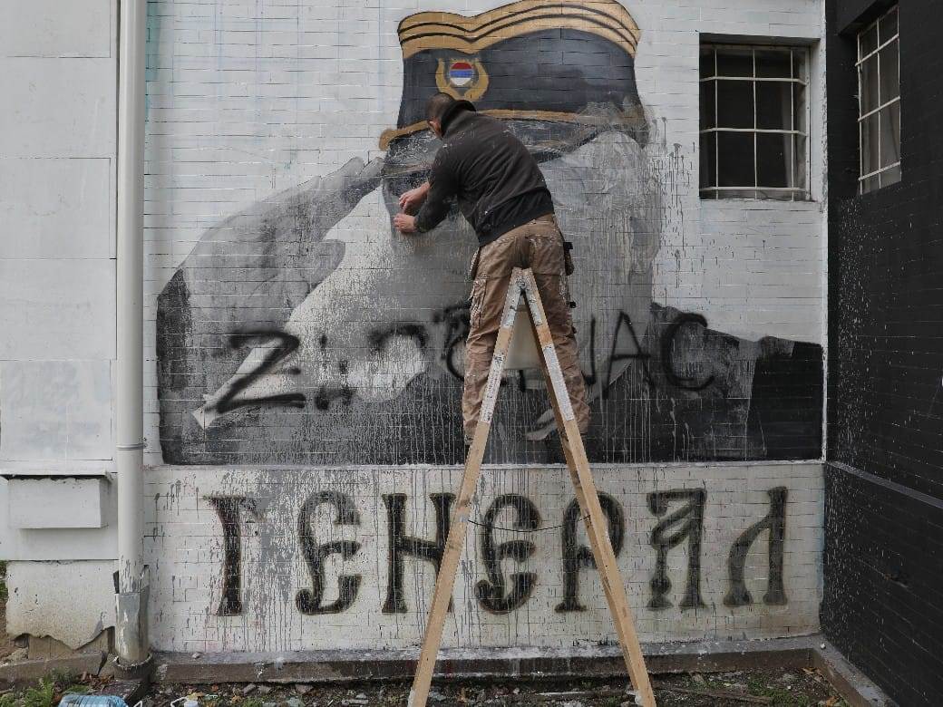 Uništen još jedan mural Ratku Mladiću